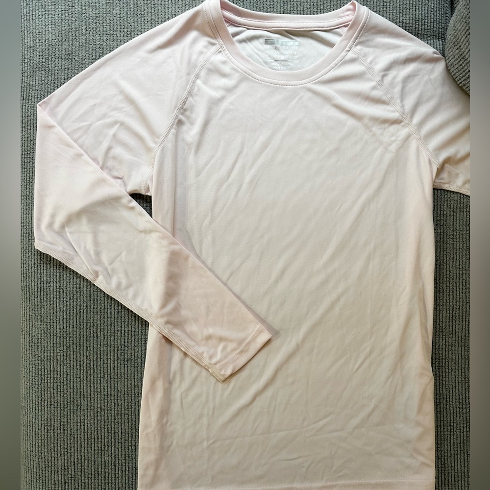 Light pink UV blocking shirt